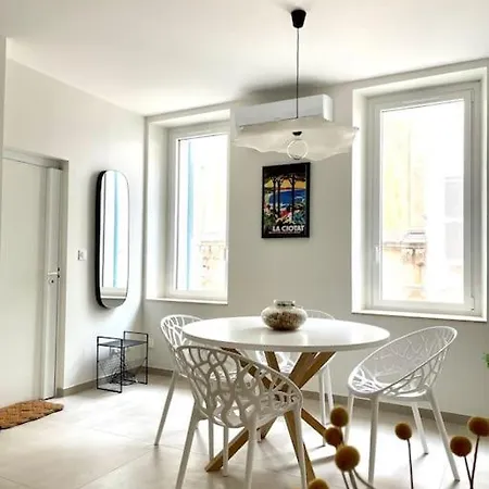Appartement Moderne + Parking A 50M De La Mer La Ciotat Exterior photo
